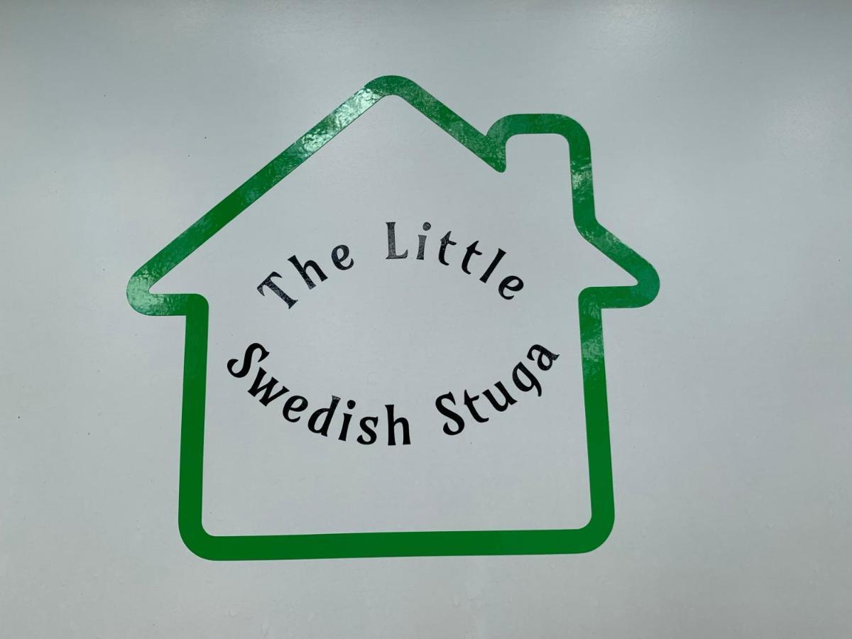 The Little Swedish Stuga Holo  Luaran gambar
